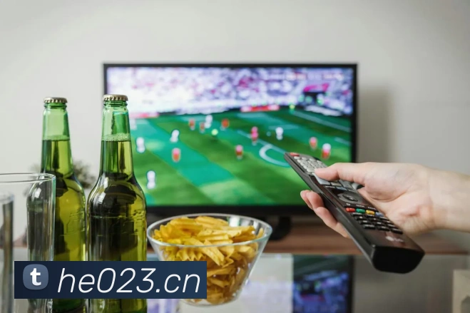 聚焦LPL夏季赛：每周最佳阵容深度解析与选手高光时刻